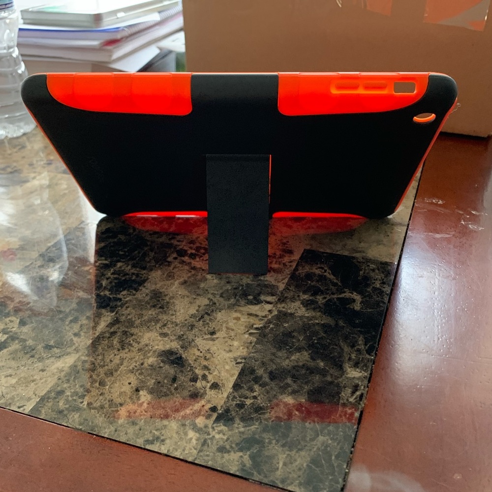 iPad mini case - Picture 3 of 3